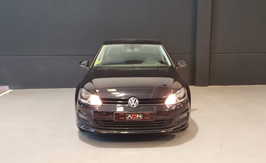 VOLKSWAGEN Golf 2.0TDI ADVANCE